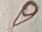 Preview: Rudraksha-Mala mit 108 einzeln geknoteten Samen · Dharmapala