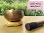 Preview: Klangschale mit Mantra Zeichen | ca. 340g / 10cm / gegossen / Kissen-Farbe wählbar