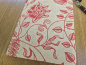 Preview: Handgefertigtes Lokta-Notizbuch mit rotem Blumenmuster aus Nepal