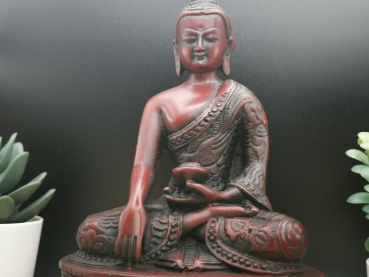Segnender Buddha aus Resin (Gießharz; ca. 13cm)