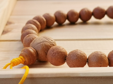 Exklusive Bodhi Mala-Kette (12,5mm, 108+1 Perlen, Beschützerknoten)
