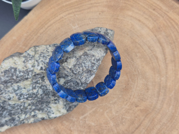 Lapislazuli Armband mit abgerundeten Rechteckperlen | Handgemacht | Elastisch