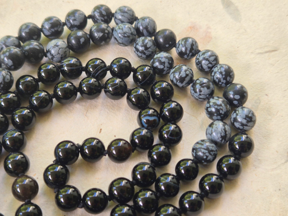Preview: Mala aus Obsidian, Labradorit und schwarzem Achat · Dharmapala