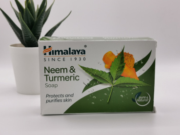 Himalaya Neem & Turmeric Seife – ayurvedische Pflanzenseife mit Neem und Kurkuma für die tägliche Reinigung von Händen und Körper, 125 g.