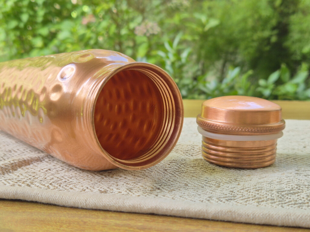 Preview: Kupfer Trinkflasche 1 Liter – Handgemacht mit Musterung