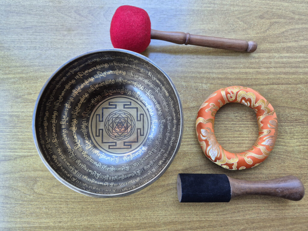 Mantra Klangschale – 18 cm | ca. 1,05 kg | Mandala & Mantra