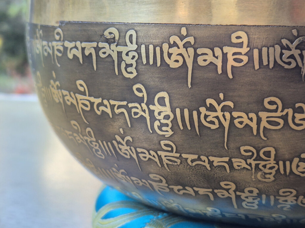 Preview: Mantra Klangschale – Set mit Kissen & Klöppel