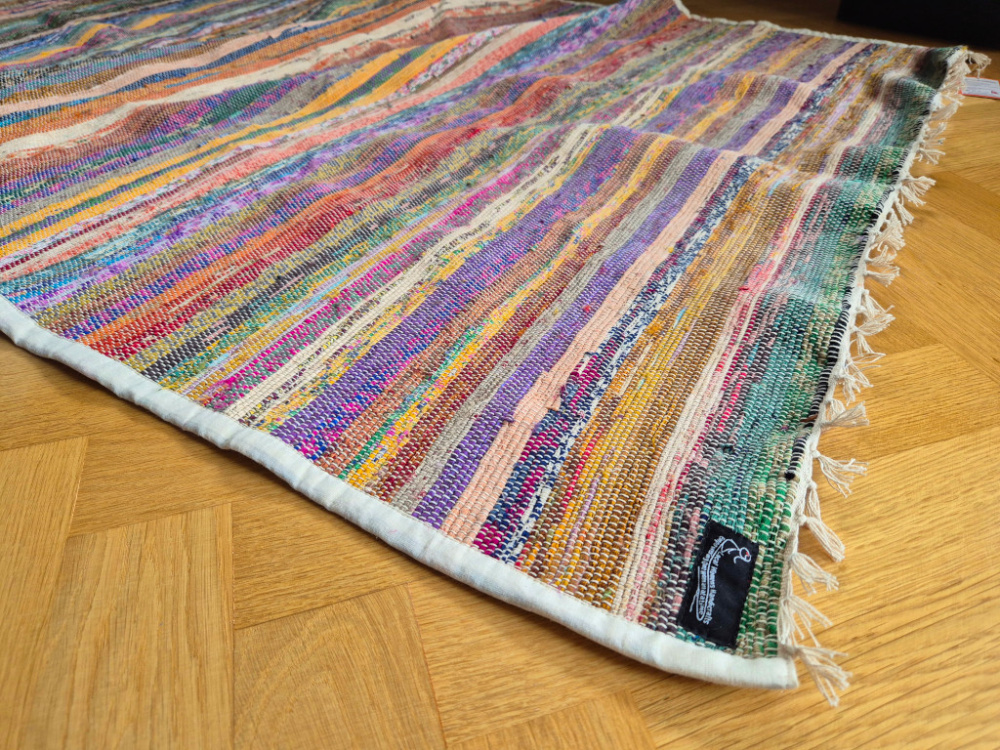 Teppich aus recyceltem Sari | ca. 200 × 100 cm | Zufallsausführung | LWH, Nepal