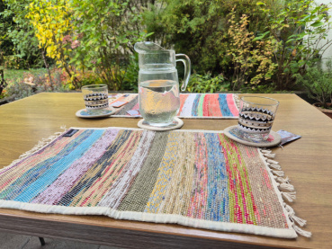 Preview: Tischset aus recycelten Saris & Baumwolle – handgewebt von Local Women’s Handicrafts in Nepal