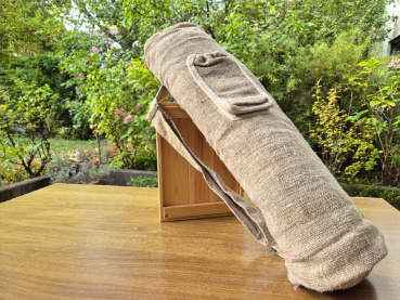Preview: Yogamatten-Tasche aus Hanfgewebe – handgefertigt in Nepal | Fair & nachhaltig