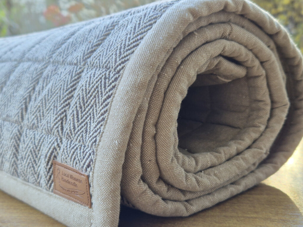 Preview: Handgewebte Yoga-Matte aus Baumwolle | Aschbraun | LWH