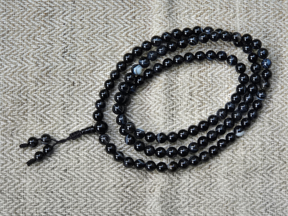Schwarze Achat Mala-Gebetskette | 108+1 Perlen | ca. 8 mm