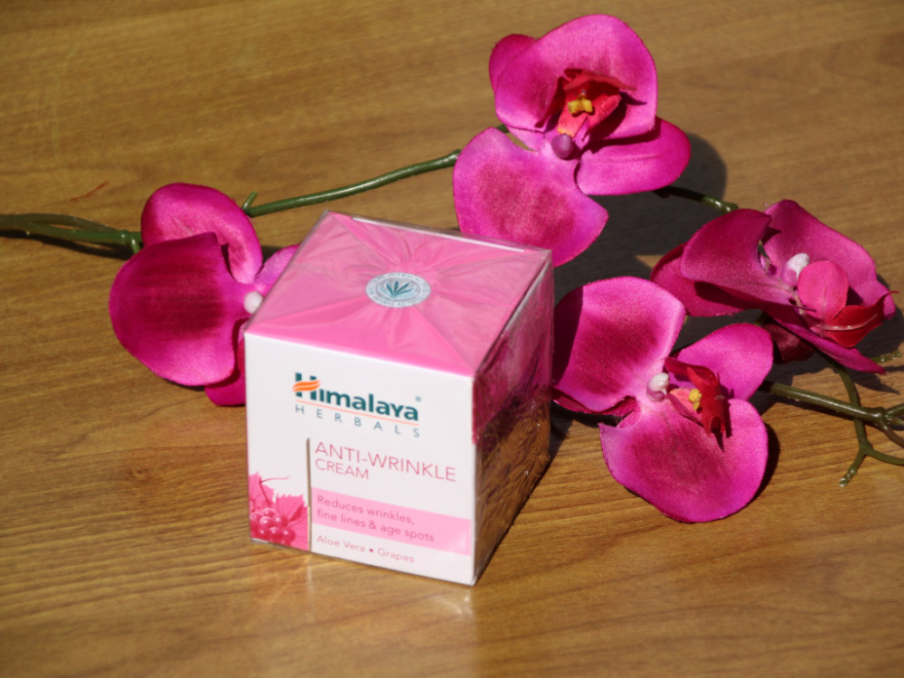 Preview: Himalaya Anti-Wrinkle Cream mit Aloe Vera und Traubenextrakt – pflegende Gesichtscreme für die tägliche Hautpflege, 50 g.