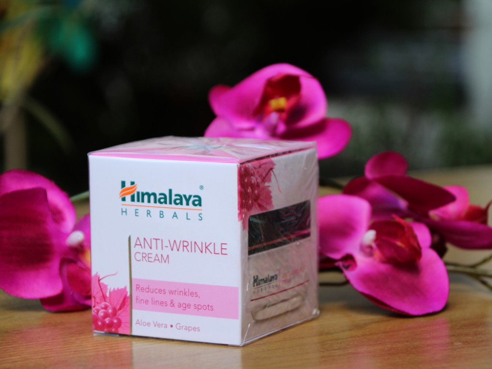 Preview: Himalaya Anti-Wrinkle Cream mit Aloe Vera und Traubenextrakt – pflegende Gesichtscreme für die tägliche Hautpflege, 50 g.