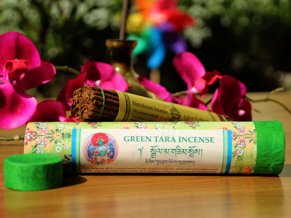 Preview: Green Tara Räucherstäbchen – handgerollt in Nepal, 100 % natürlich, ohne Holzträger