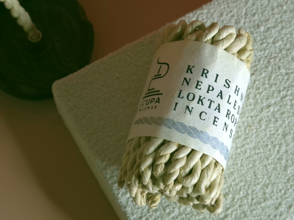 Preview: Krishna Rope Incense mit Sandelholz | Stupa Incense Nepal
