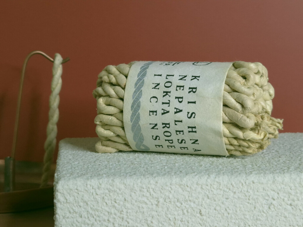 Preview: Krishna Rope Incense mit Sandelholz | Stupa Incense Nepal