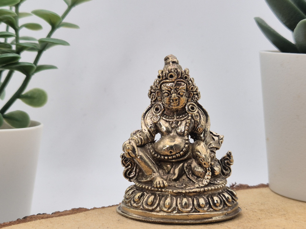 Kubera / Jambhala aus Messing | Mini Statue | 5,3 cm | Wohlstandsgott | Handgefertigt in Nepal