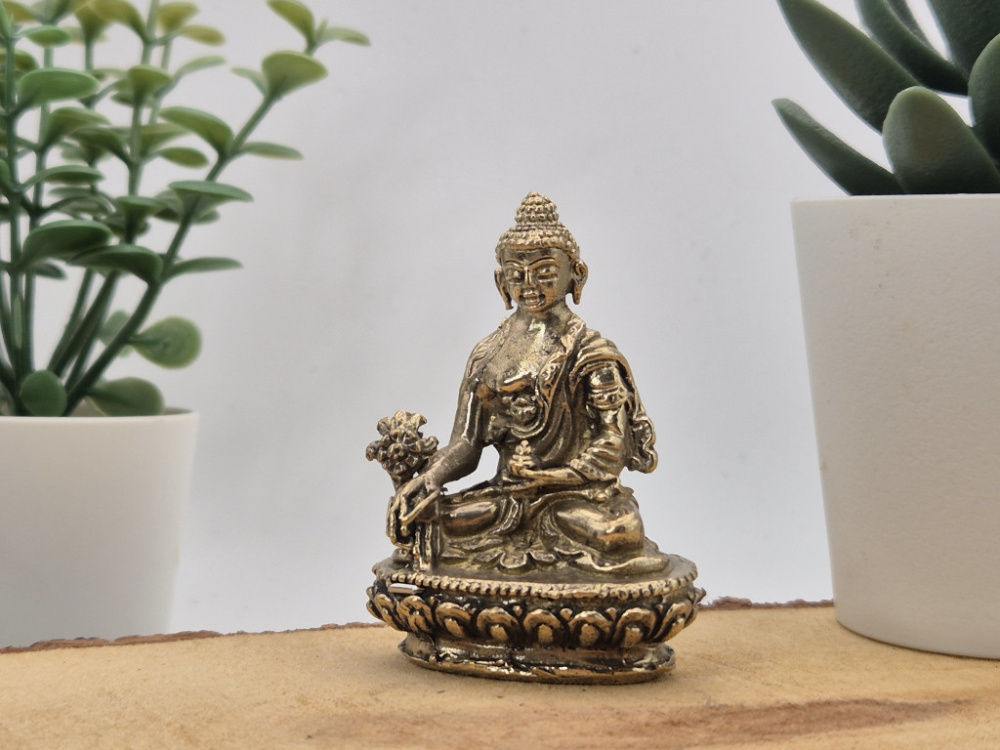 Preview: Medizin Buddha aus Messing | Mini Statue | 5,5 cm | Handgefertigt in Nepal