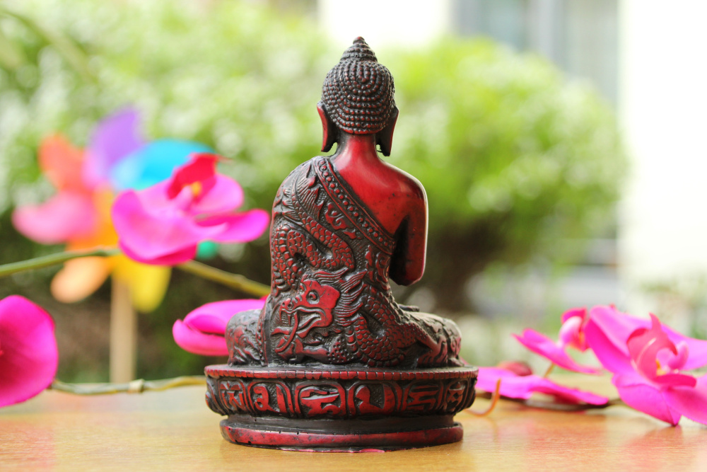Preview: Beschützer Buddha aus Resin (Gießharz; 13,5cm)