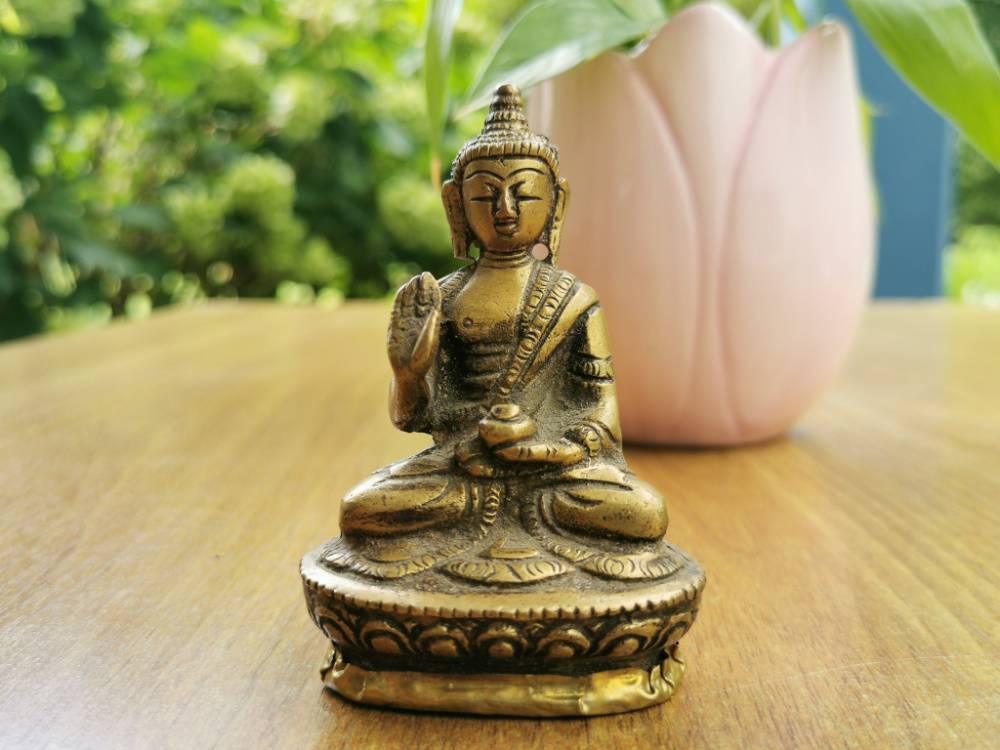 Kleiner Beschützer Buddha aus Messing | matt | ca.8cm