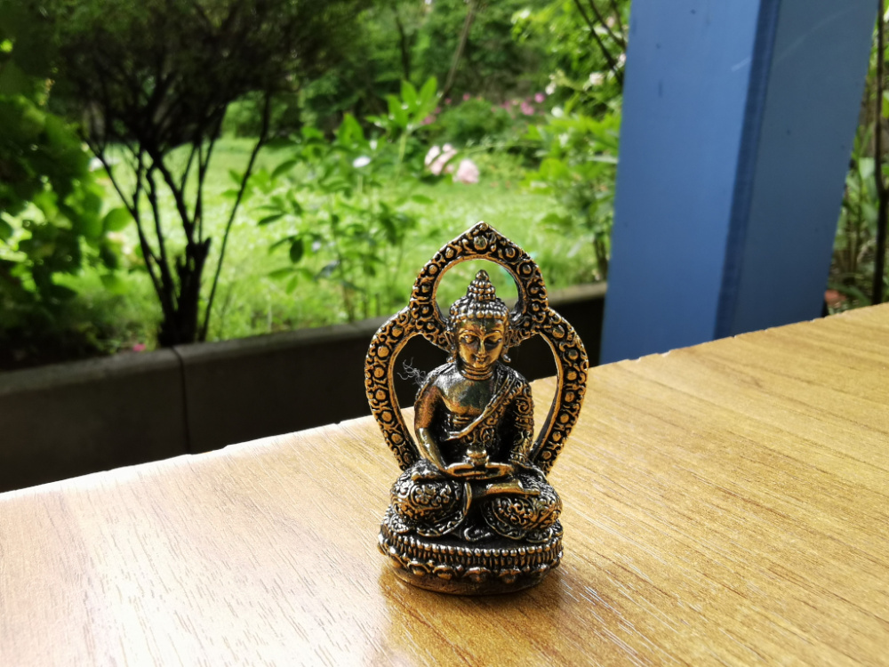 Preview: Die 5 Meditations-Buddhas – Mini Figuren Set aus Messing