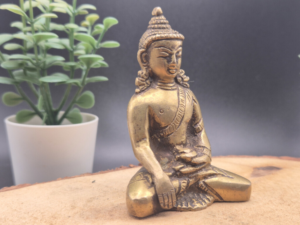 Preview: Erdender Buddha aus Messing | Ohne Sockel | ca. 8 cm