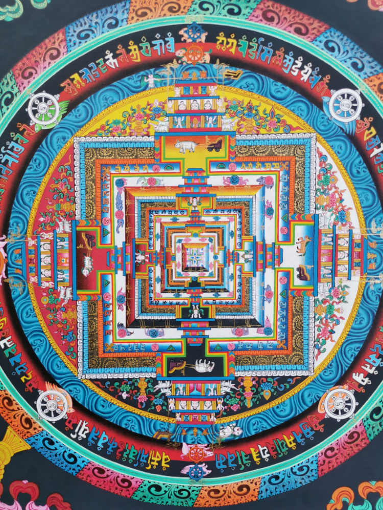 Preview: Handgemaltes Kalachakra-Mandala von Urgen Lama aus Kathmandu, mit echtem Gold veredelt.