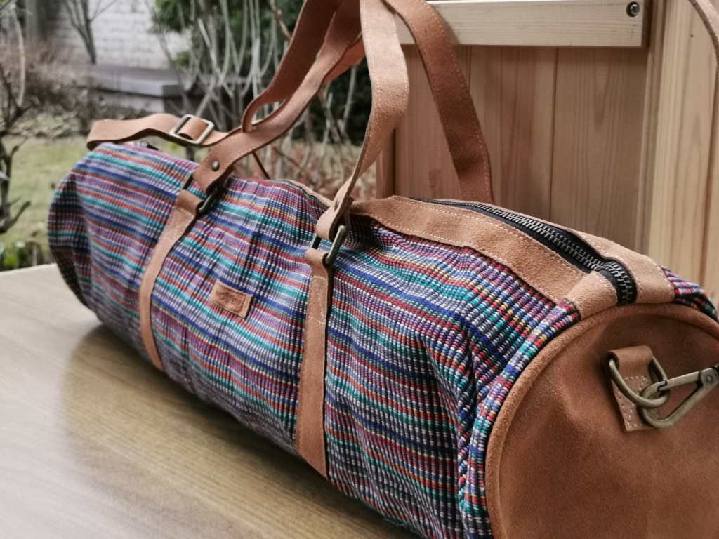 Yoga-Tasche WSDO, Yogamatten-Tasche (100% Baumwolle, Leder, handmade, Fair  Trade) - Einzelstück