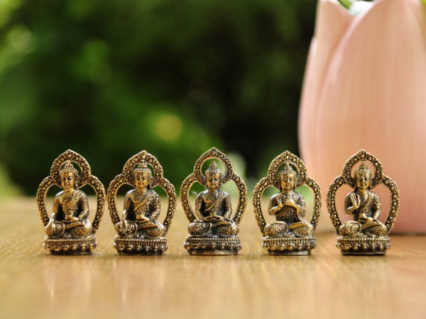 Die 5 Meditations-Buddhas Mini Figuren Set aus Messing (5cm)