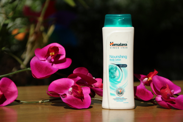 Pflegende Ayurveda Körperlotion | 200ml, Himalaya™