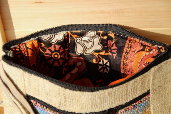 Kulturbeutel LWH | Hanf + recycelte Saris (handmade, Fairtrade)