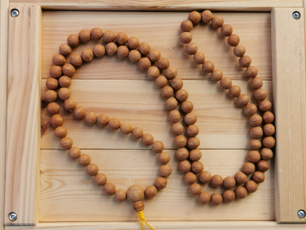 Exklusive Bodhi Mala-Kette (12,5mm, 108+1 Perlen, Beschützerknoten)
