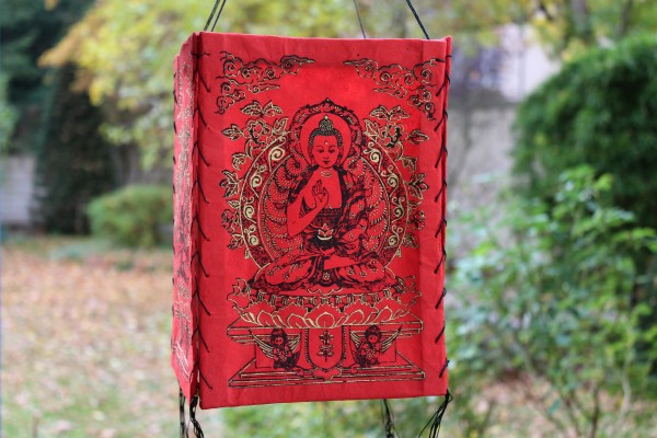 Lampenschirm aus Lokta-Papier; mit Buddha+Verzierung; rot