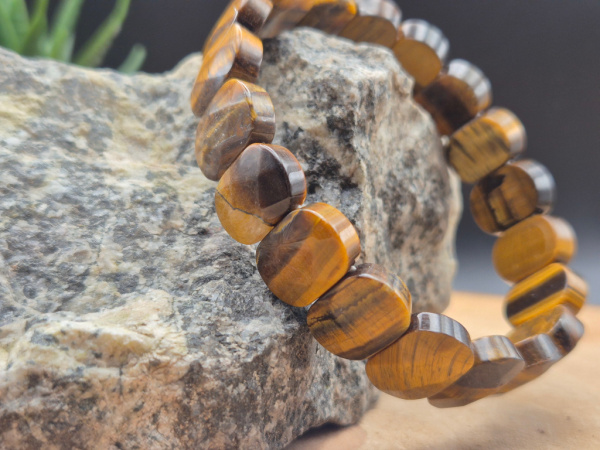 Tigerauge Armband mit abgerundeten Rechteckperlen | Handgemacht | Elastisch