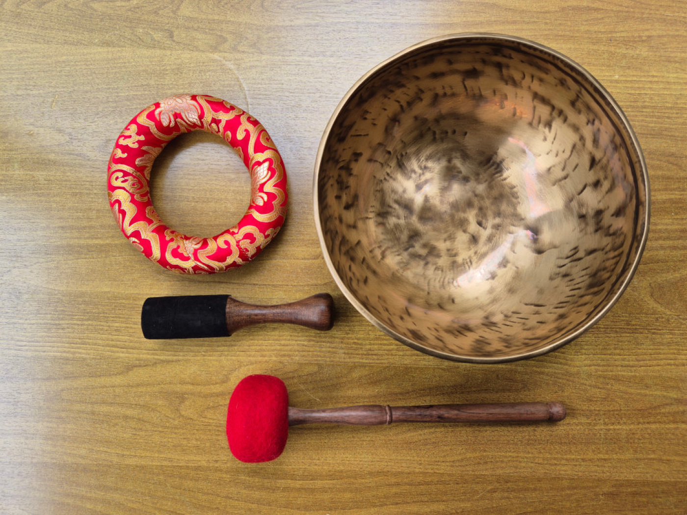 Große Dunkle Klangschale | 28–29 cm | 2,45–2,67 kg | handgeschmiedet in Nepal