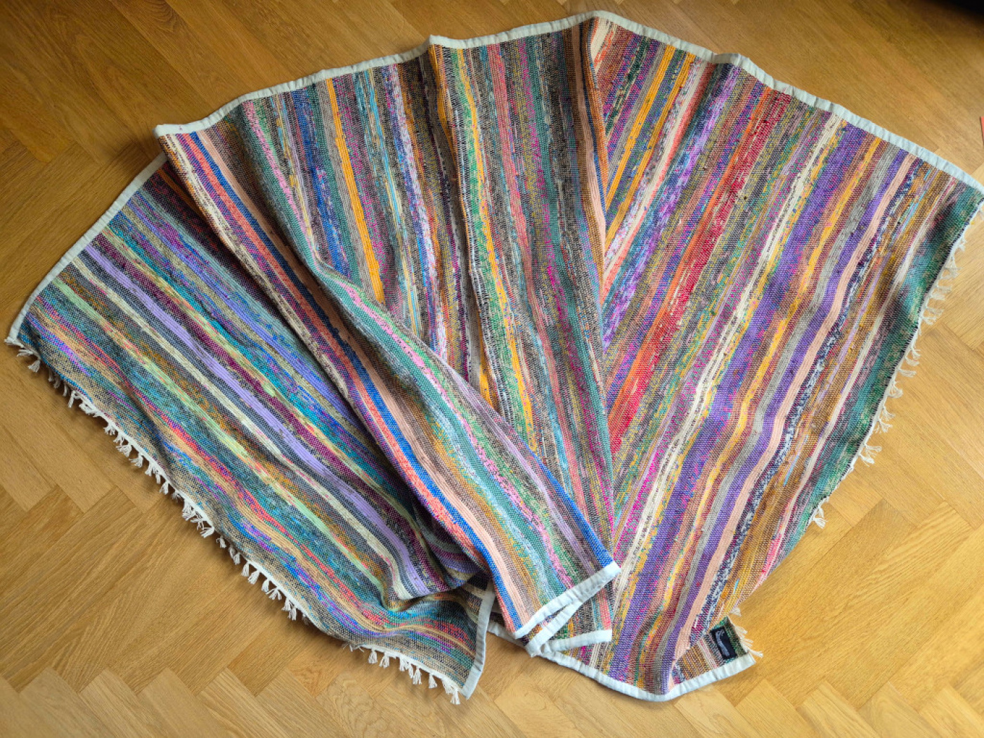 Teppich aus recyceltem Sari | ca. 200 × 100 cm | Zufallsausführung | LWH, Nepal