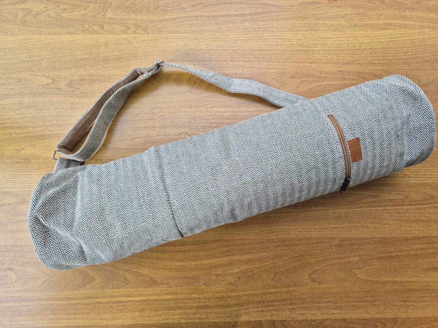 Handgewebte Yoga-Matte aus Baumwolle in Grün – Einzelstück von LWH, Nepal