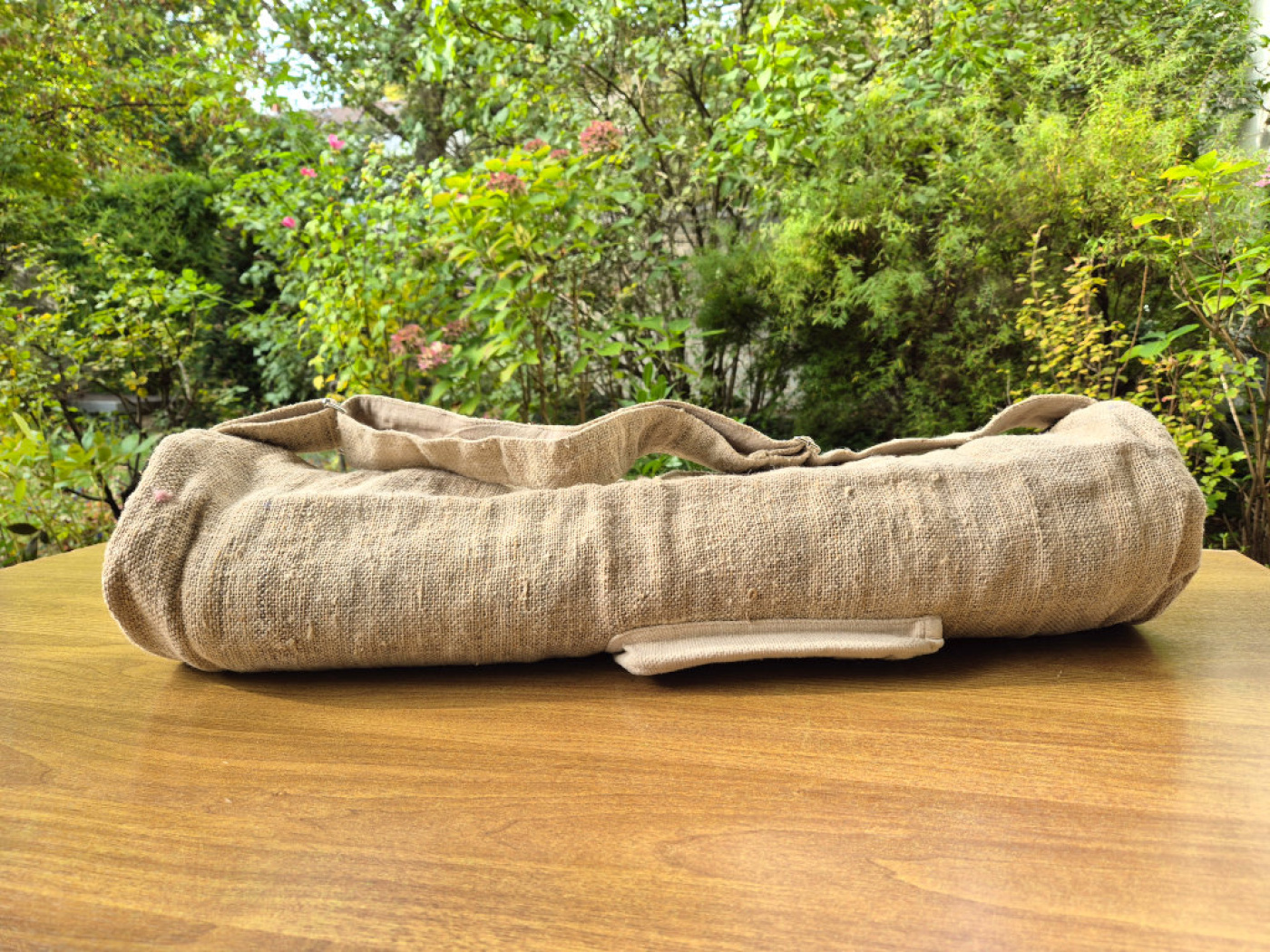 Yogamatten-Tasche aus Hanfgewebe – handgefertigt in Nepal | Fair & nachhaltig