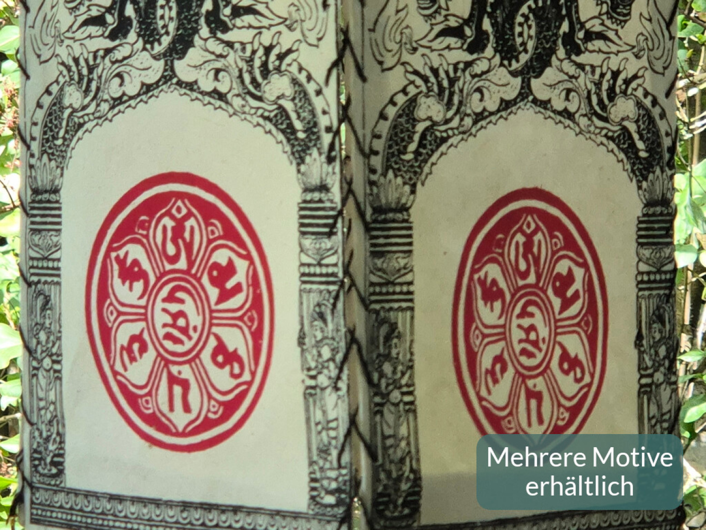 Handgefertigter Lokta Lampenschirm mit Drachen und traditionellen Motiven aus Nepal