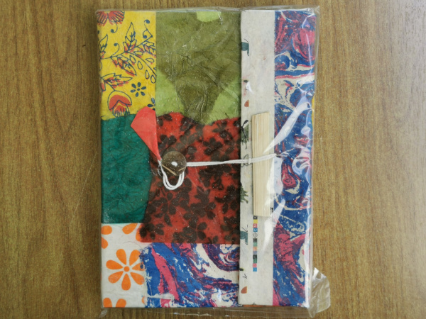 Großes Lokta-Notizbuch Extra Dick |  | Motiv: Collage | ca. 15x20cm, ~60 Seiten, Design auswählbar