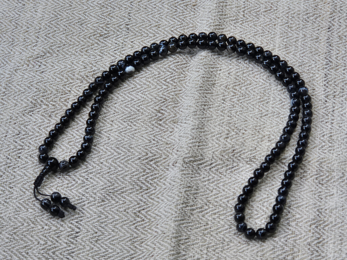 Schwarze Achat Mala-Gebetskette | 108+1 Perlen | ca. 8 mm