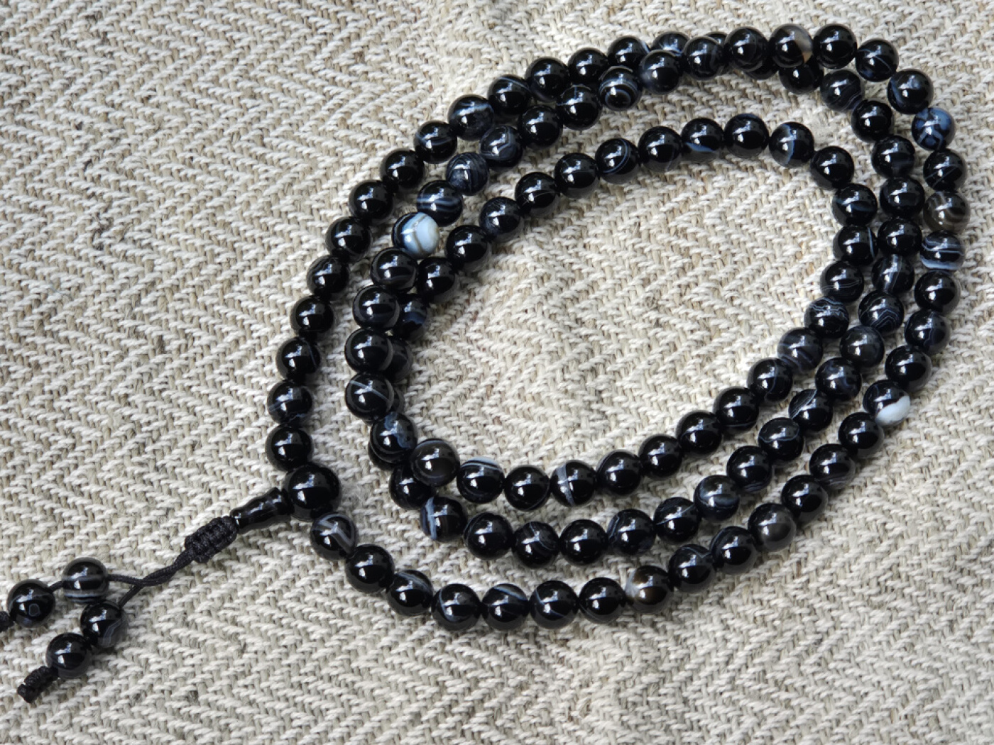 Schwarze Achat Mala-Gebetskette | 108+1 Perlen | ca. 8 mm