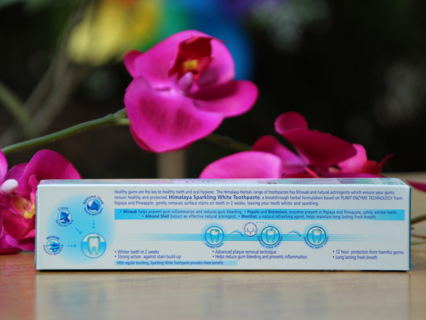 Ayurveda Zahnpasta Sparkling White | 80g, Himalaya™