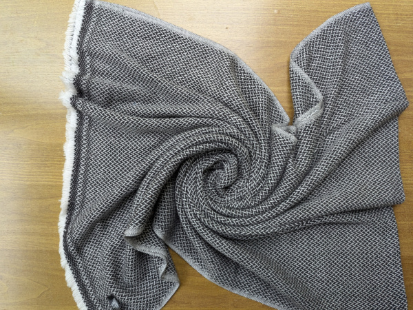 Kashmir Schal 70x200cm | Jacquard-Muster in dunklem Grau | Pashmina Stola, Handgefertigt, WSDO - EINZELSTÜCK