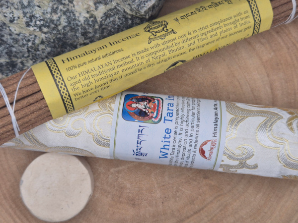 White Tara Räucherstäbchen – handgerollt in Nepal, exklusive Himalaya-Mischung, ohne Holzträger