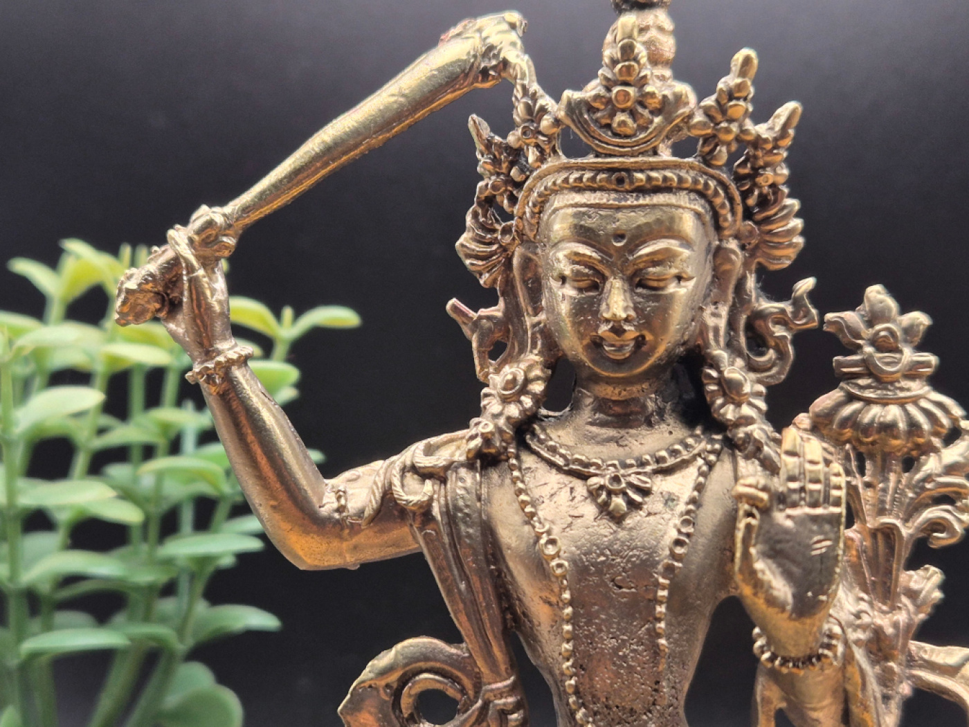 Manjushri Figur aus Messing in goldener Optik | 11cm; ca.370g