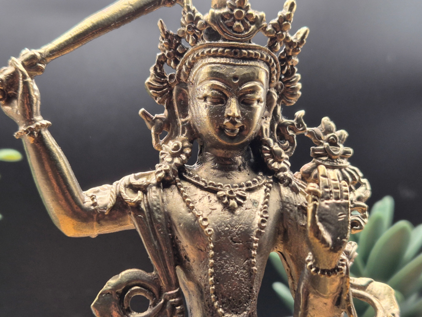 Manjushri Figur aus Messing in goldener Optik | 11cm; ca.370g