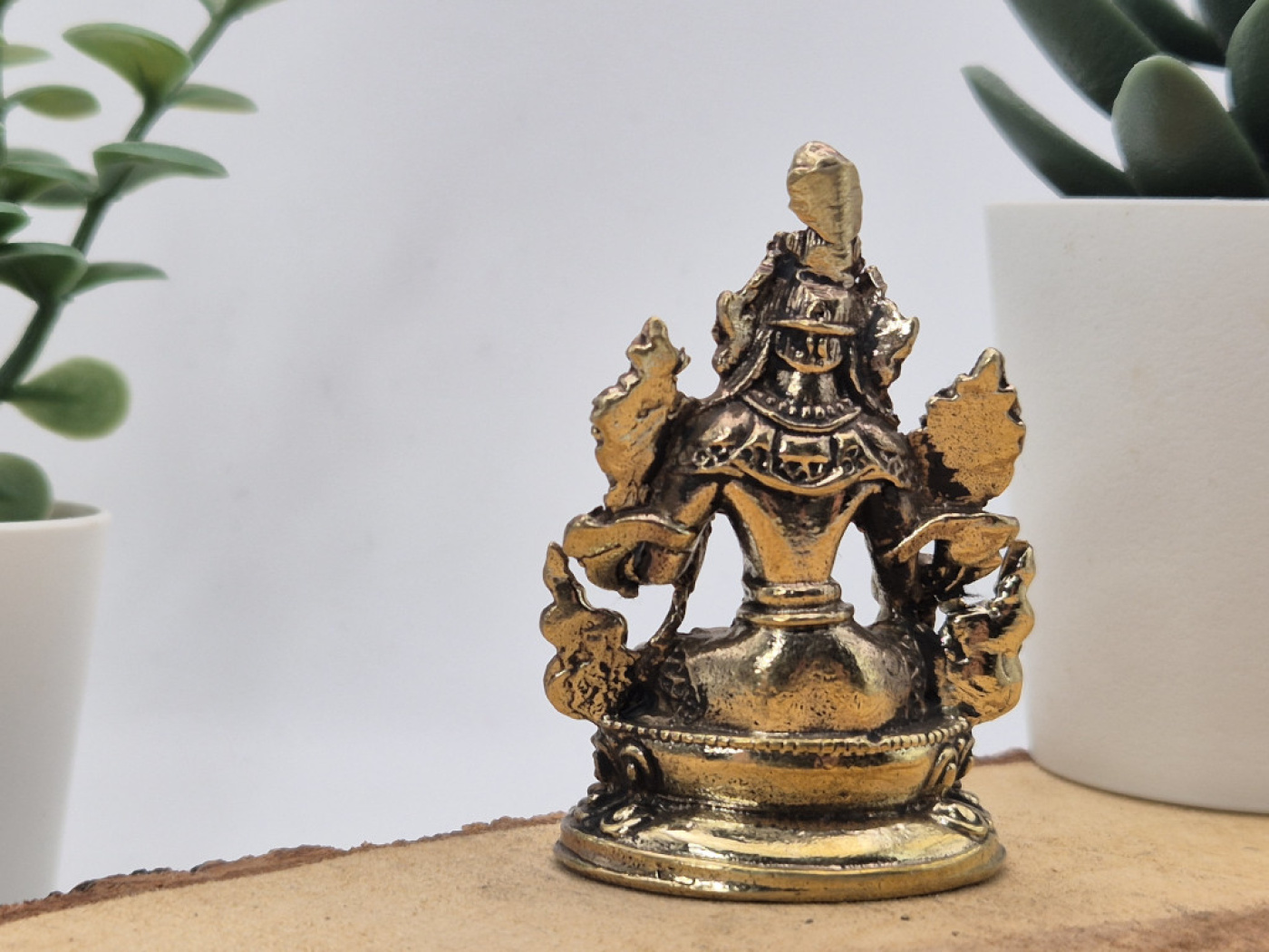 Weiße Tara aus Messing | Mini Statue | 5,8 cm | Handgefertigt in Nepal