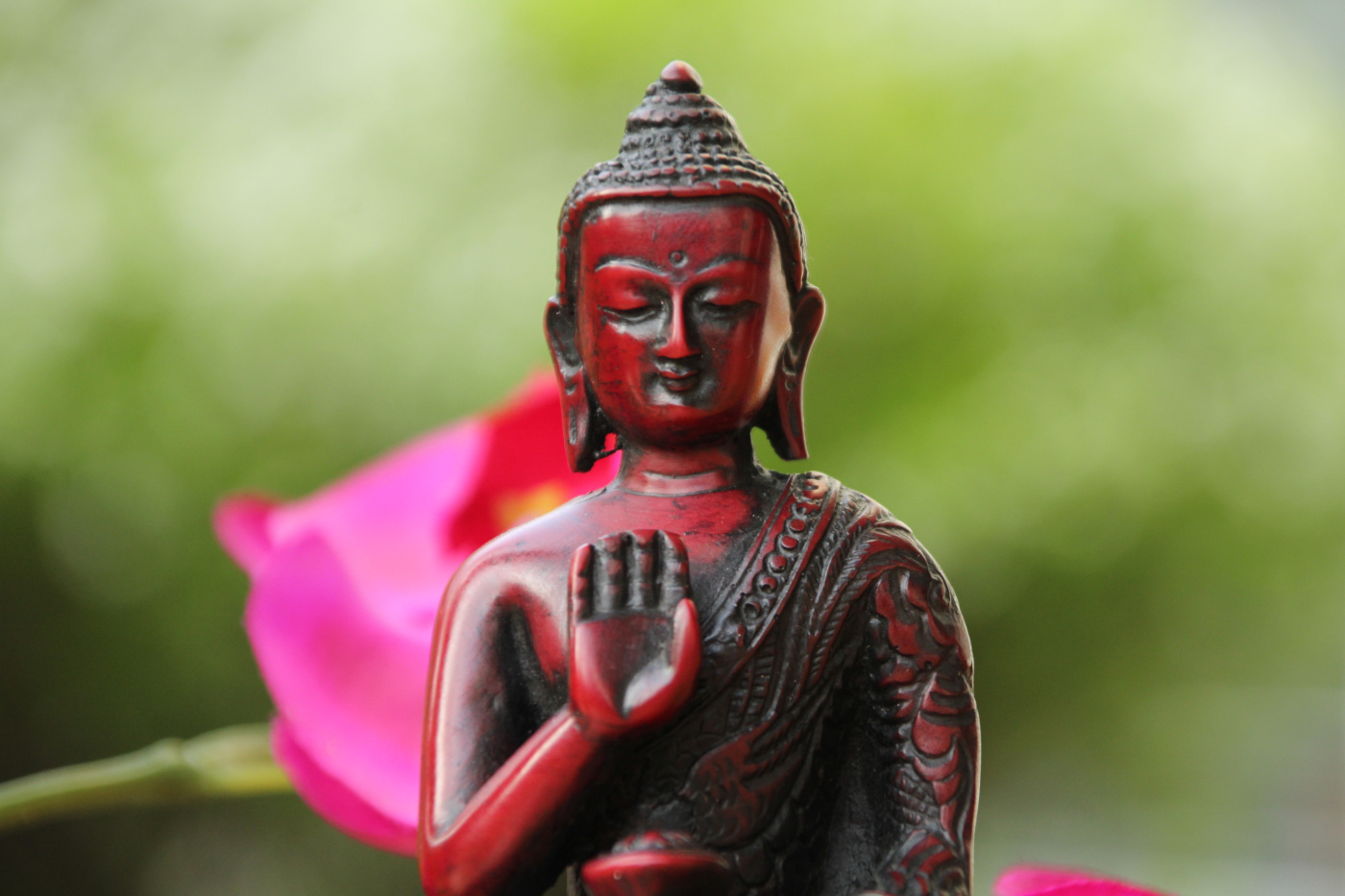 Beschützer Buddha aus Resin (Gießharz; 13,5cm)